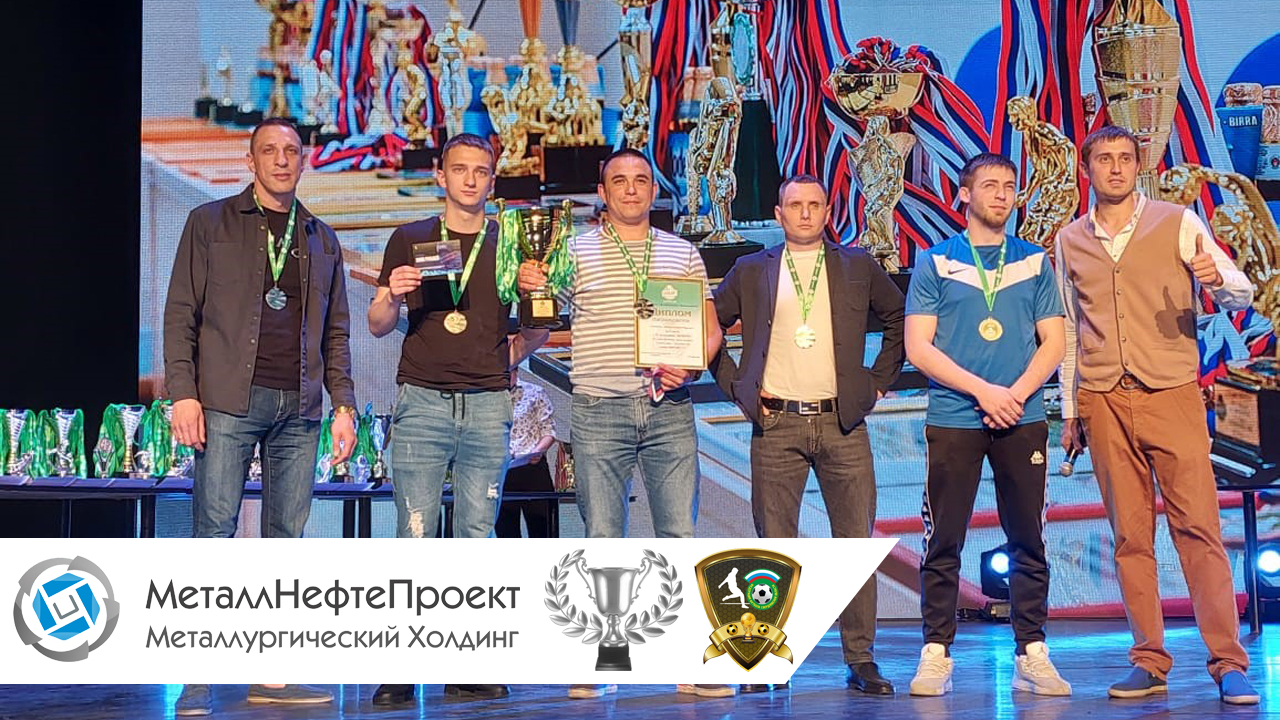 Мы серебряные призеры чемпионата Екатеринбурга по мини-футболу
